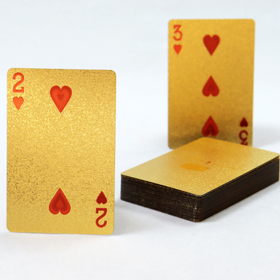 خرید 63*88mm Game طراحی سفارشی کارت های پلاستیکی پوکر با جعبه توک online manufacture