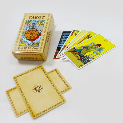 کالا عمده طراحی سفارشی 310gsm کارت های تاروت کاغذی سیاه با راهنما برای فال و سرگرمی